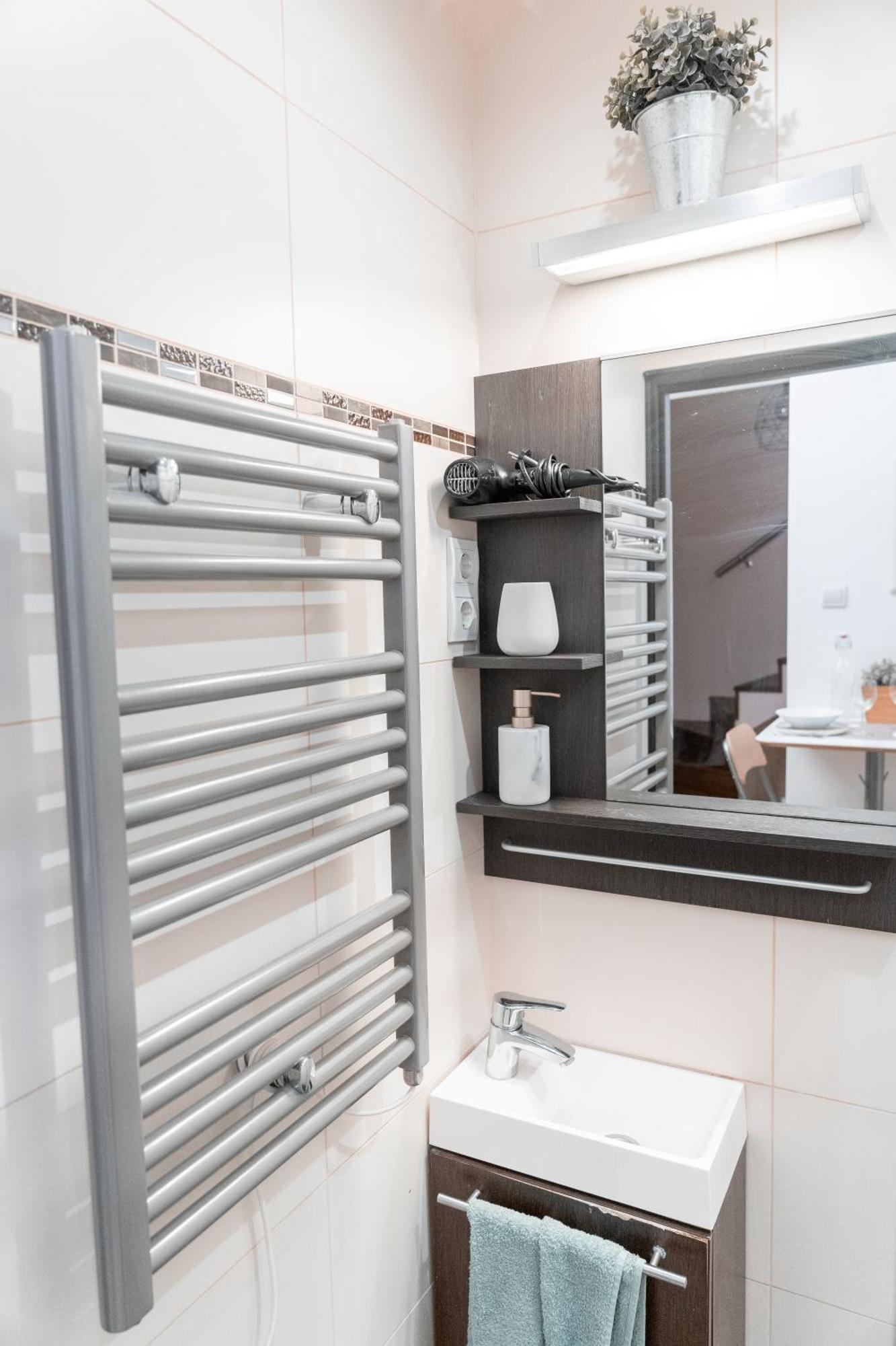Bakats Square Premium Apartment With Ac บูดาเปสต์ ภายนอก รูปภาพ