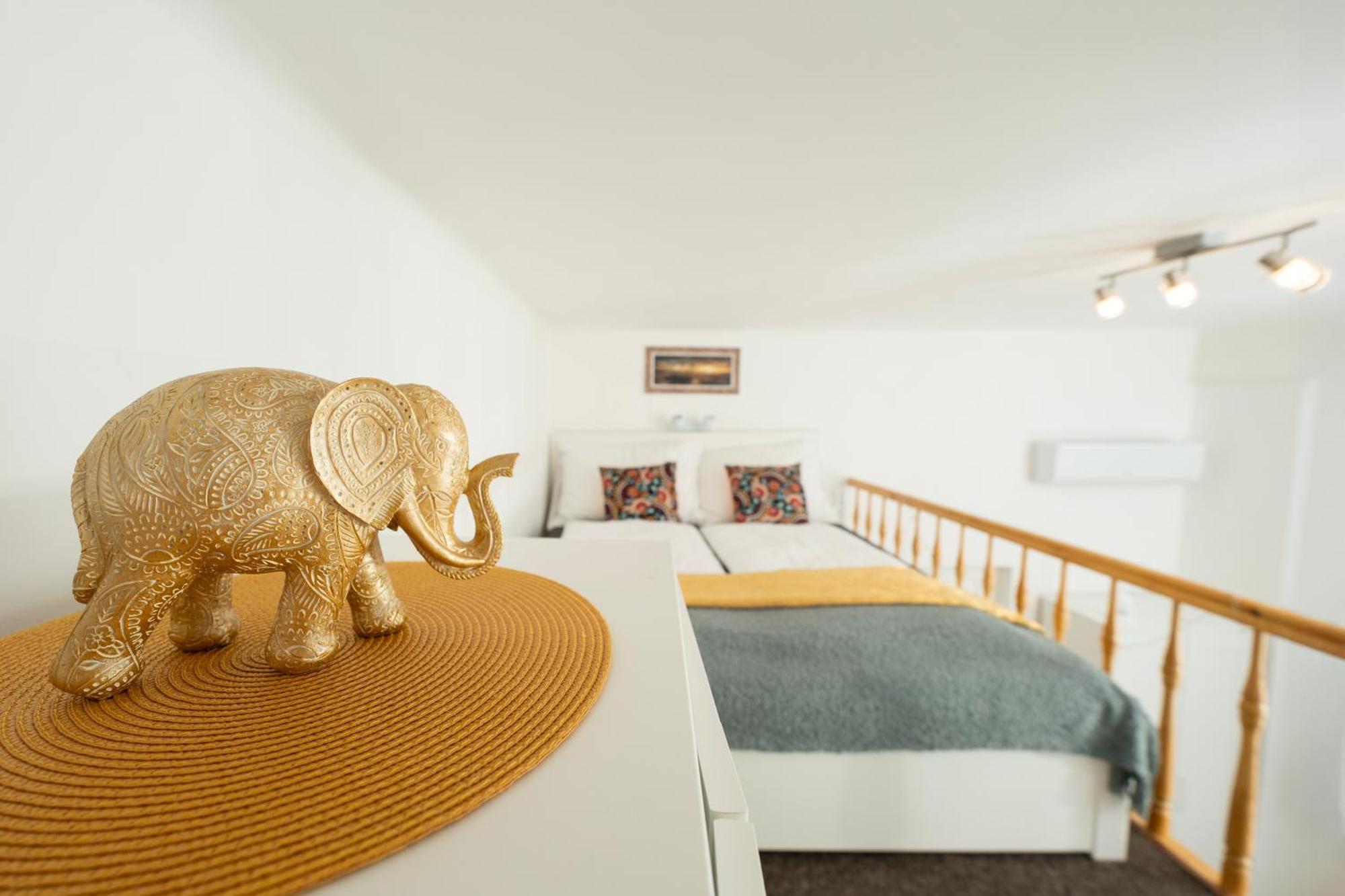Bakats Square Premium Apartment With Ac บูดาเปสต์ ภายนอก รูปภาพ